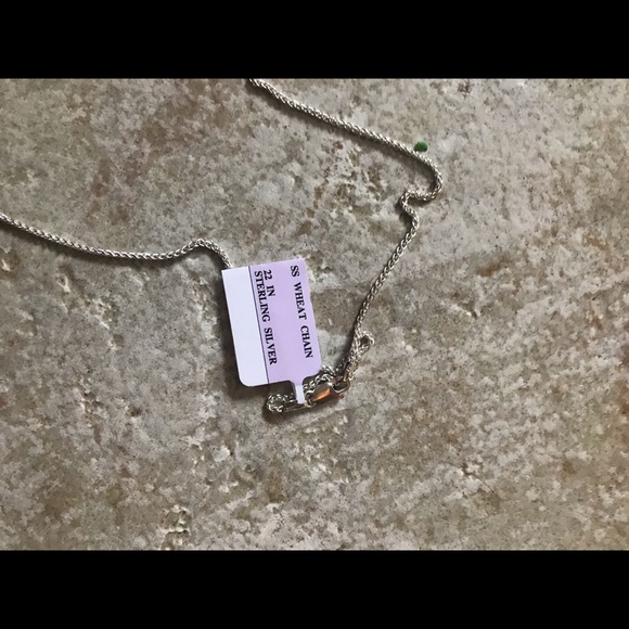 Silver chain. - Picture 2 of 3